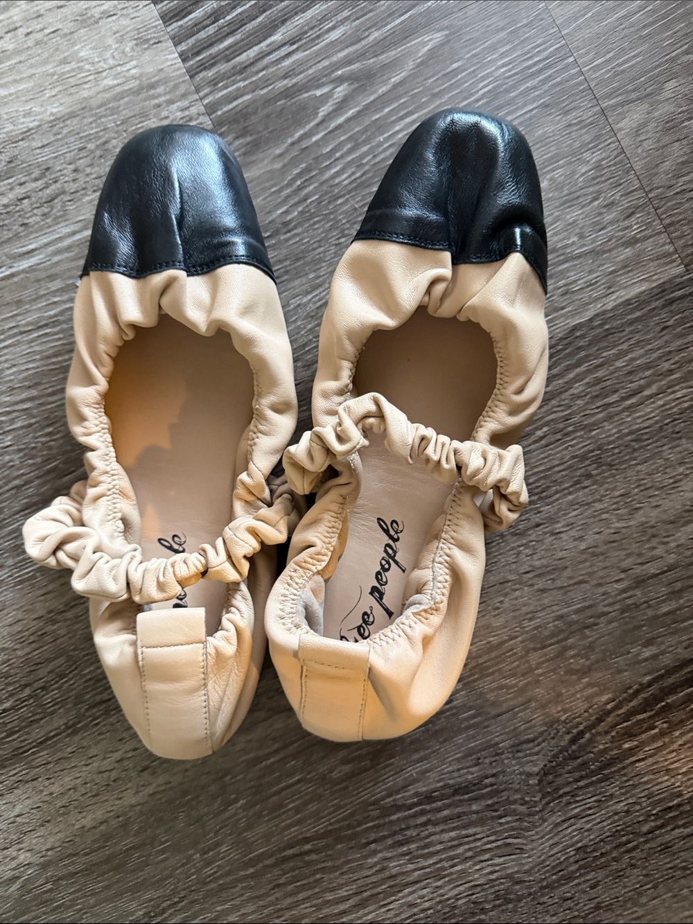 Free People Two-Tone Scrunched Ballet Flats in Beige and Black NWOT.
